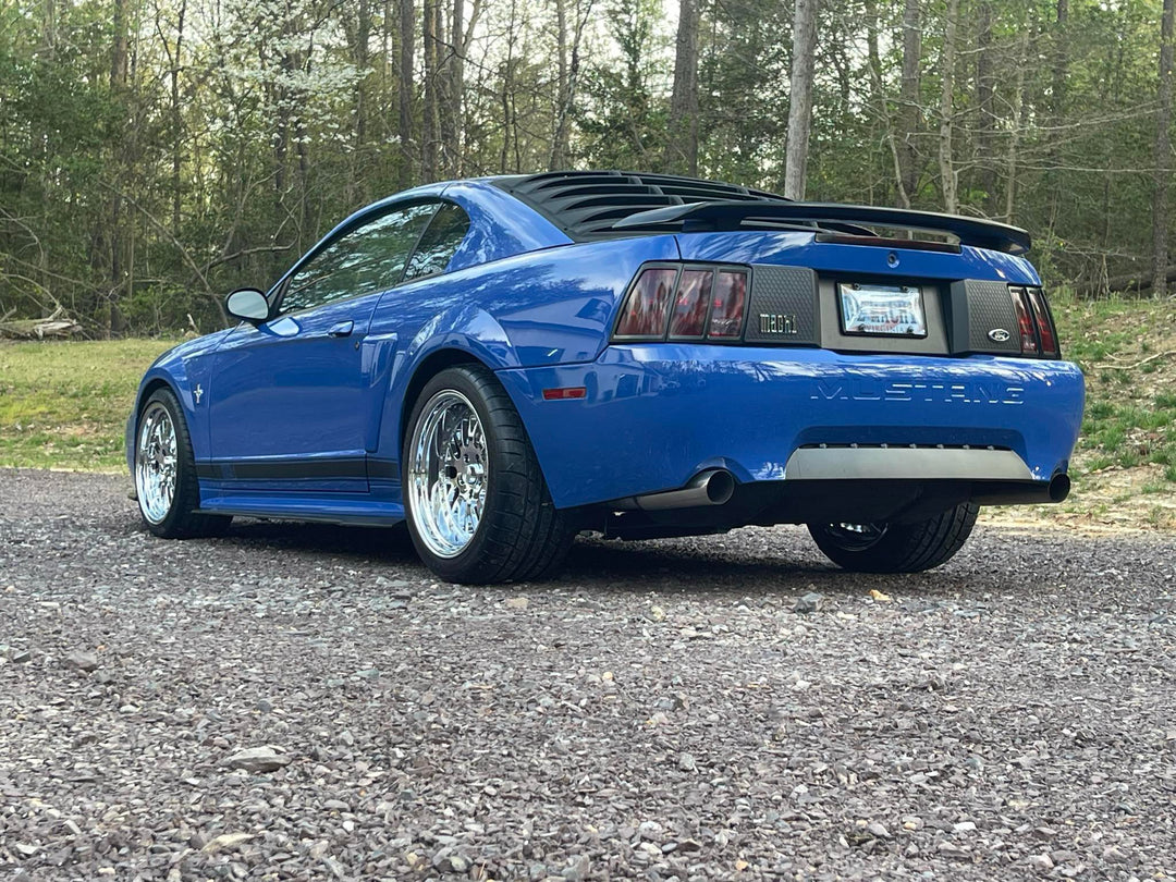Ford Mustang SN95 1994-2004 CP21 18" Staggered Bundle