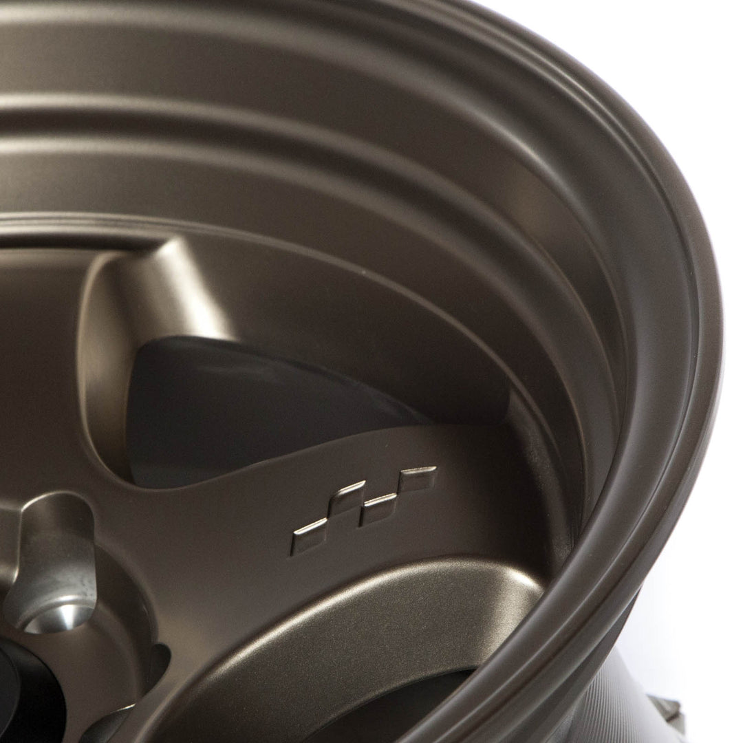 Circuit Hayford Matte Bronze
