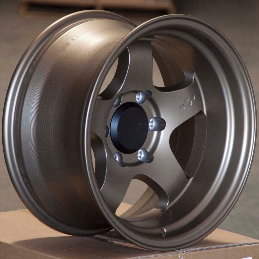 Circuit Hayford Matte Bronze