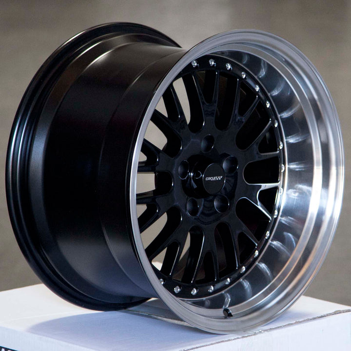 Circuit CP21 Gloss Black ML