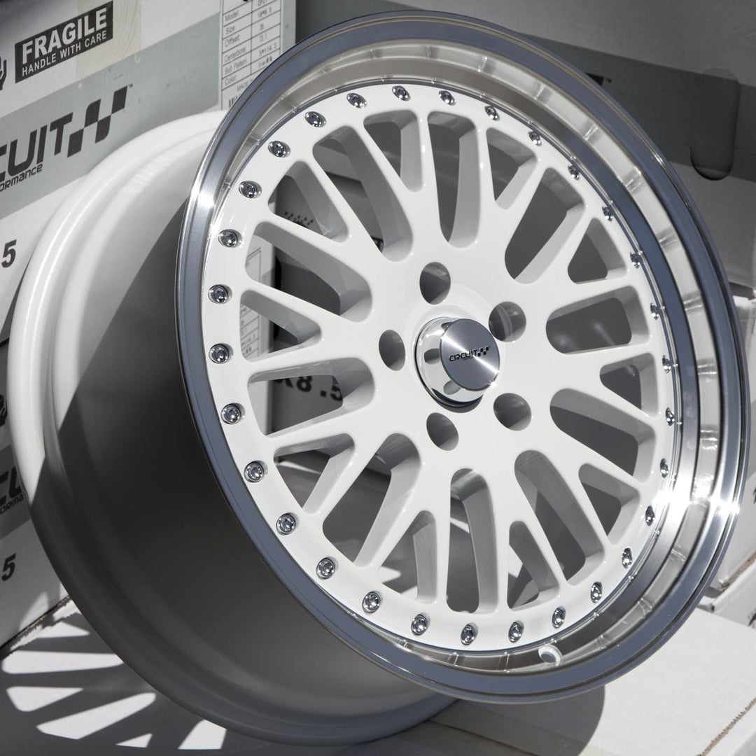 Circuit CP21 Gloss White