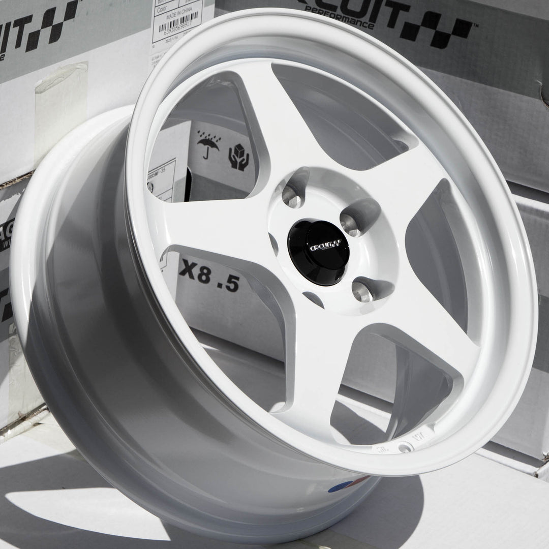 Circuit CP22 Gloss White