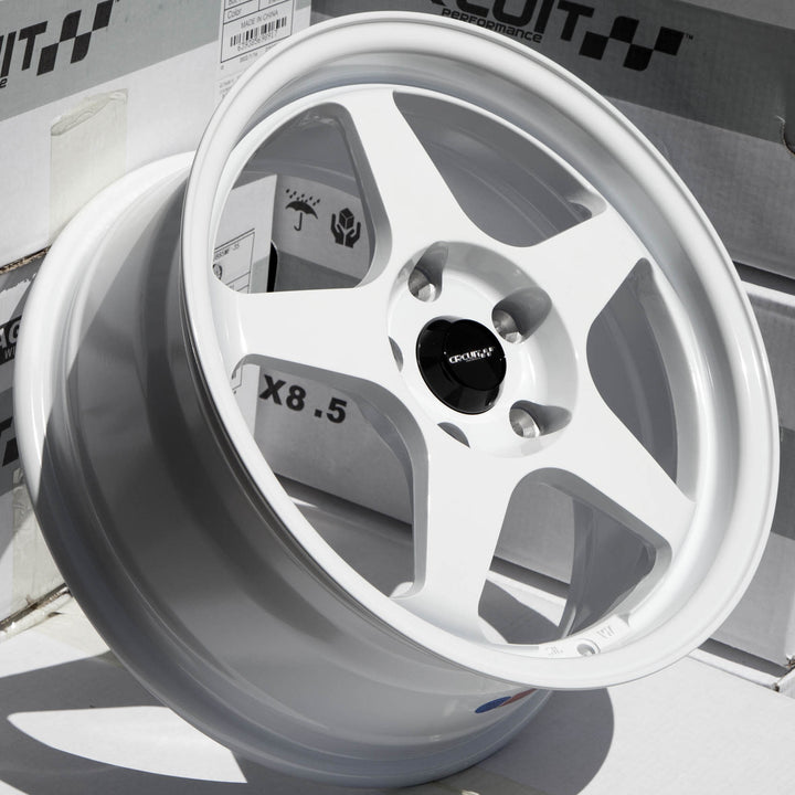 Circuit CP22 Gloss White