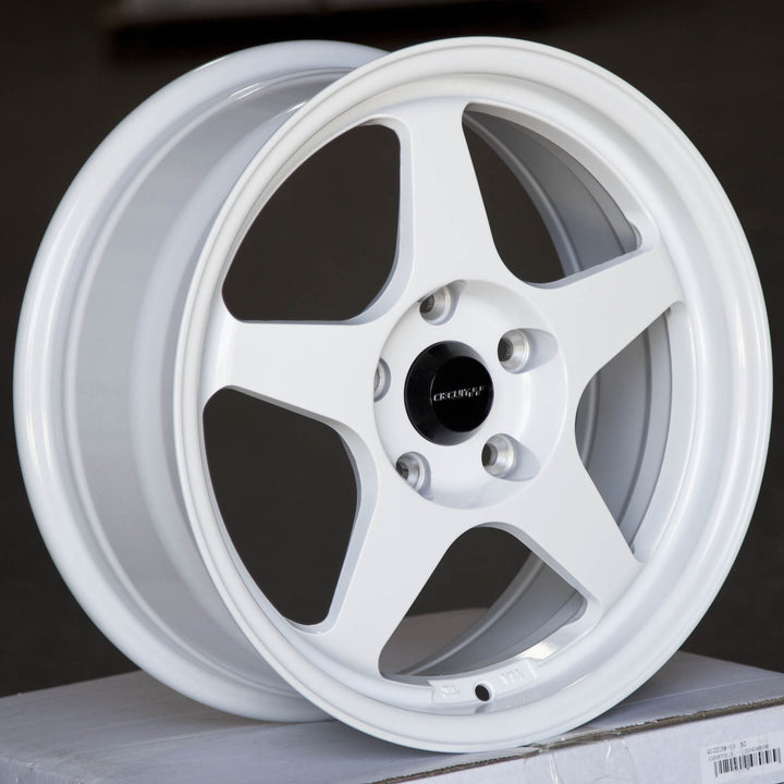 Circuit CP22 Gloss White