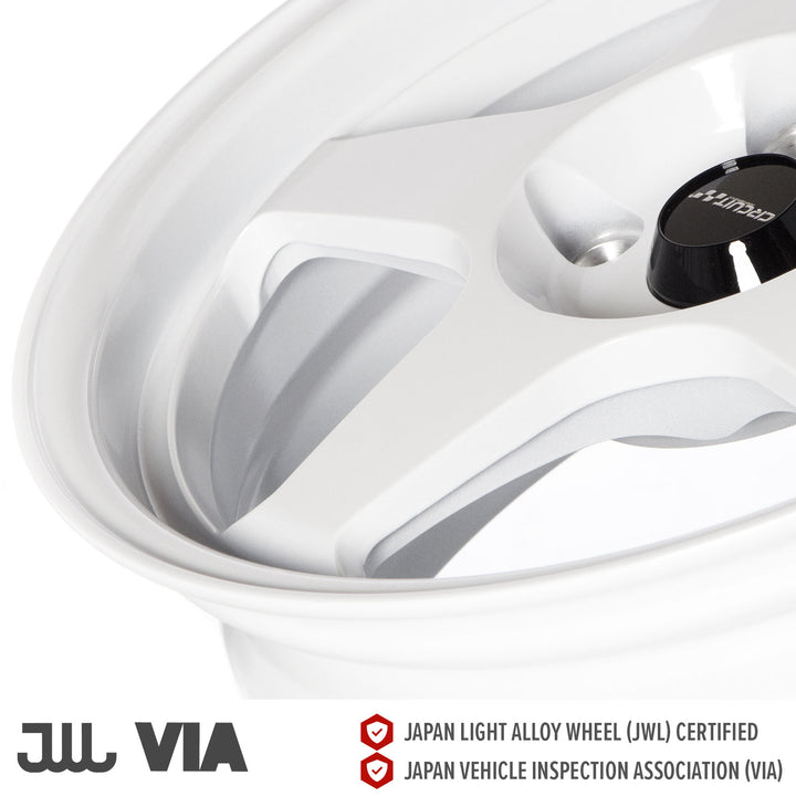 Circuit CP22 Gloss White