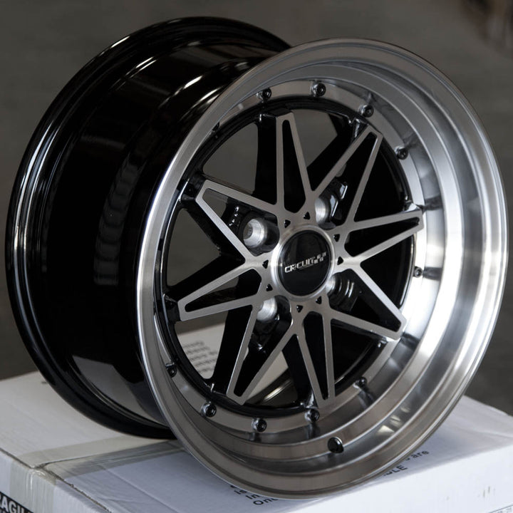 Circuit CP24 Gloss Black/Machined
