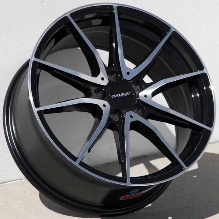 Circuit CP35 Gloss Black/Machined