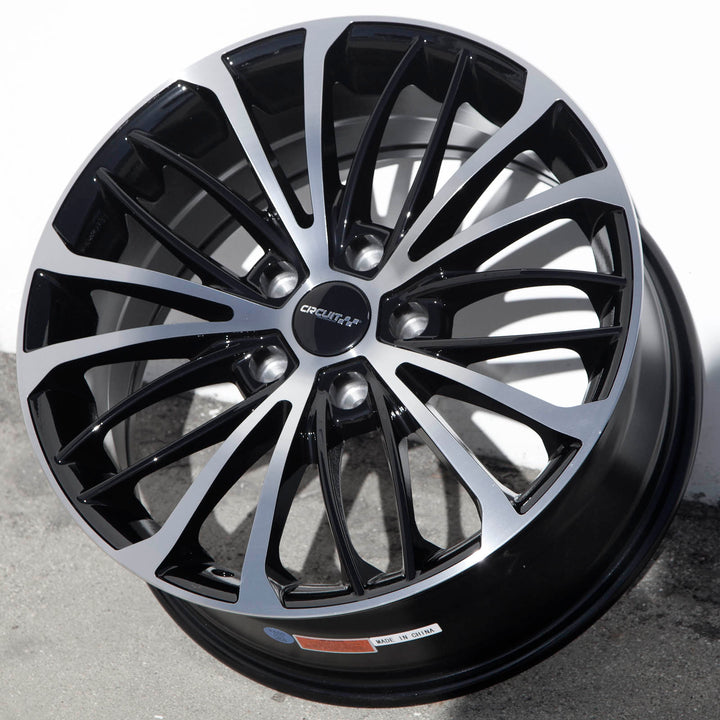 Circuit CP36 Gloss Black/Machined