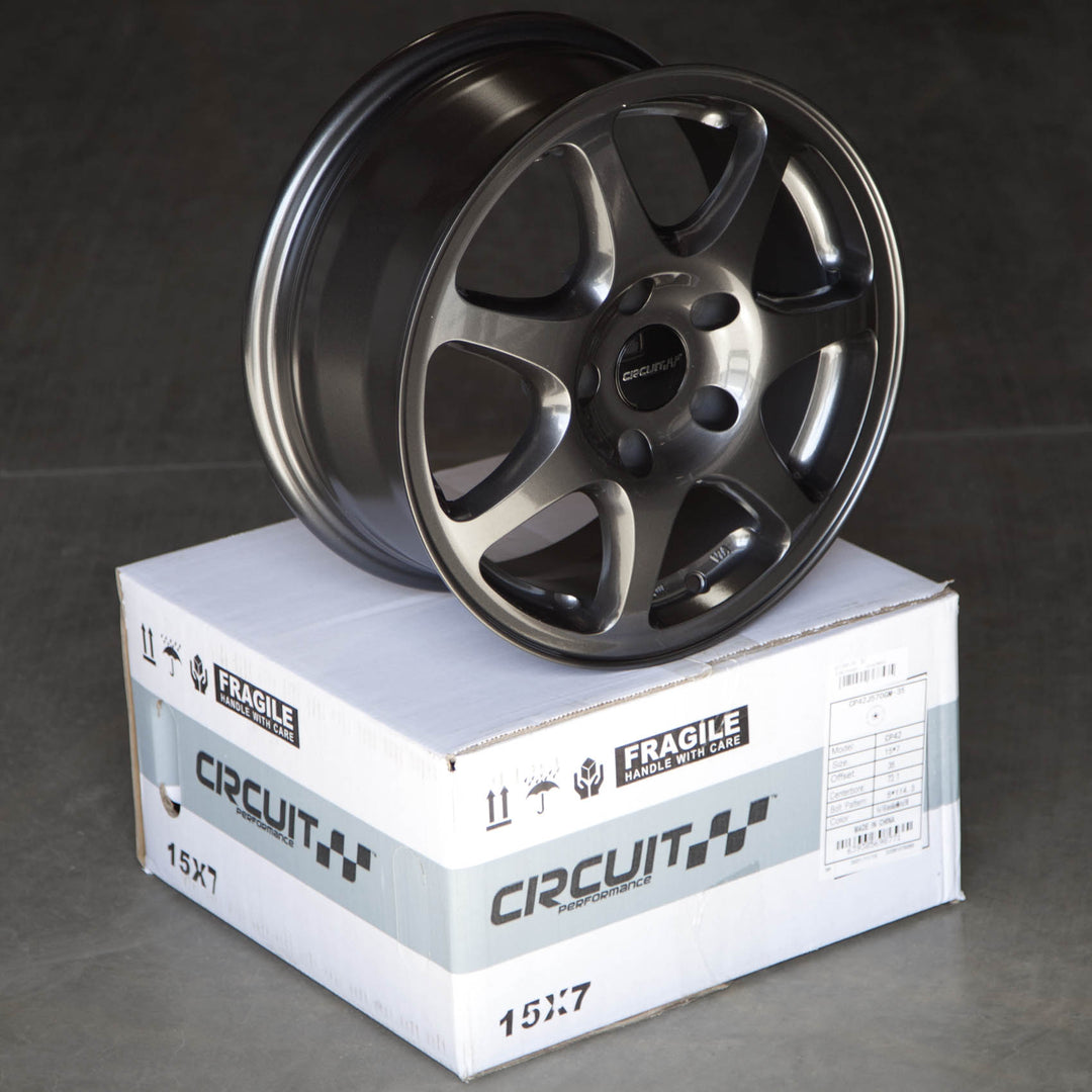 Circuit CP42 Gloss Gunmetal