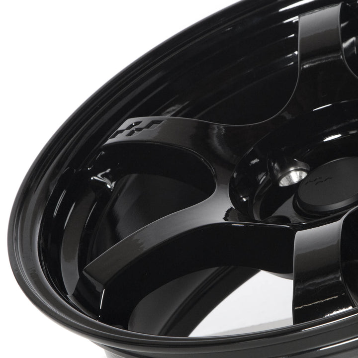 Circuit CSF1 Gloss Black