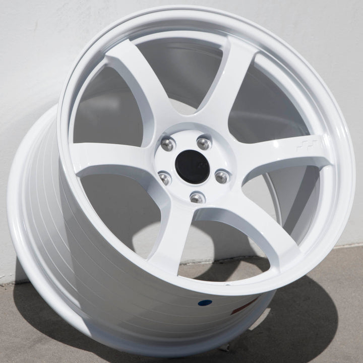 Circuit CSF1 Gloss White