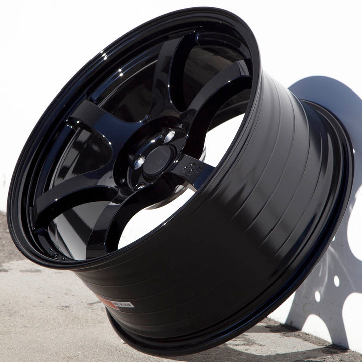 Circuit CSF1 Gloss Black