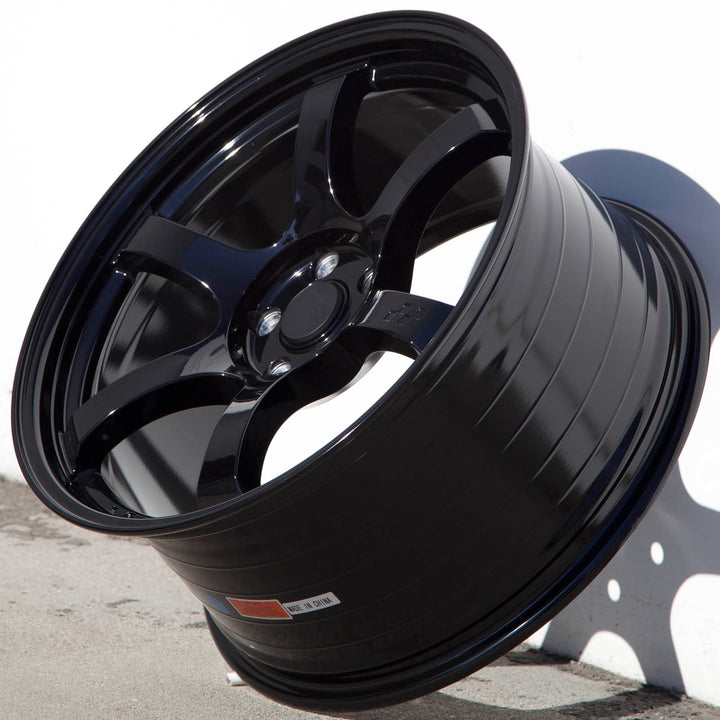 Circuit CSF1 Gloss Black
