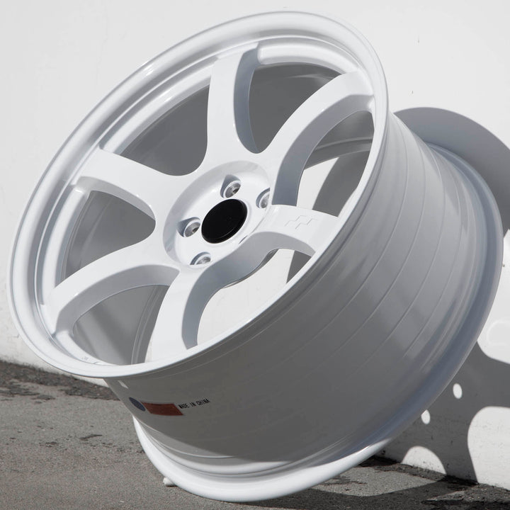 Circuit CSF1 Gloss White