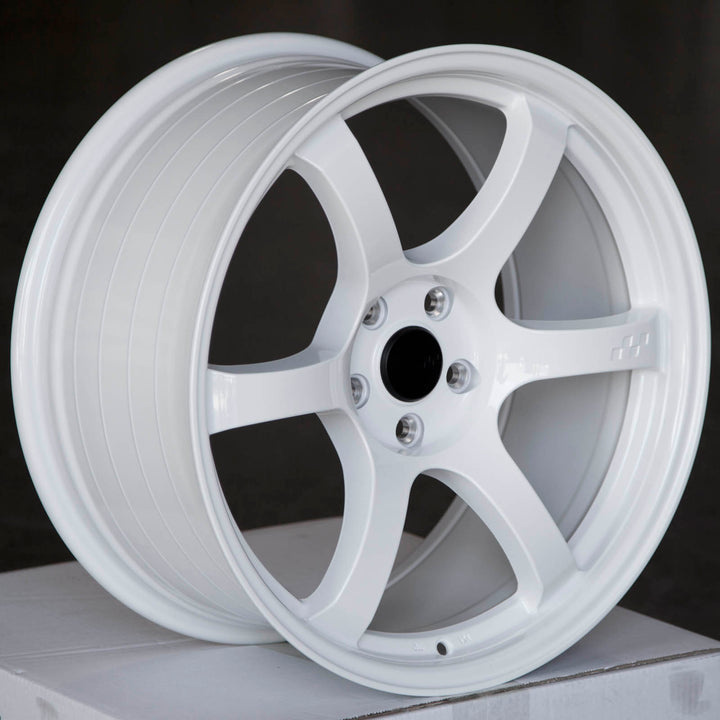 Circuit CSF1 Gloss White