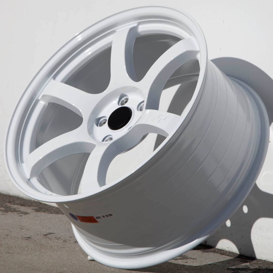 Circuit CSF1 Gloss White