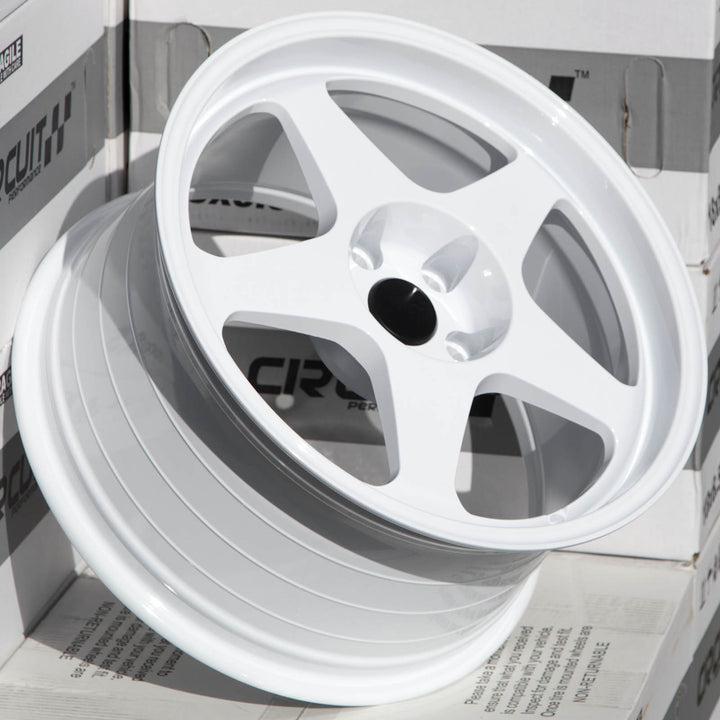 Circuit CSF22 Gloss White