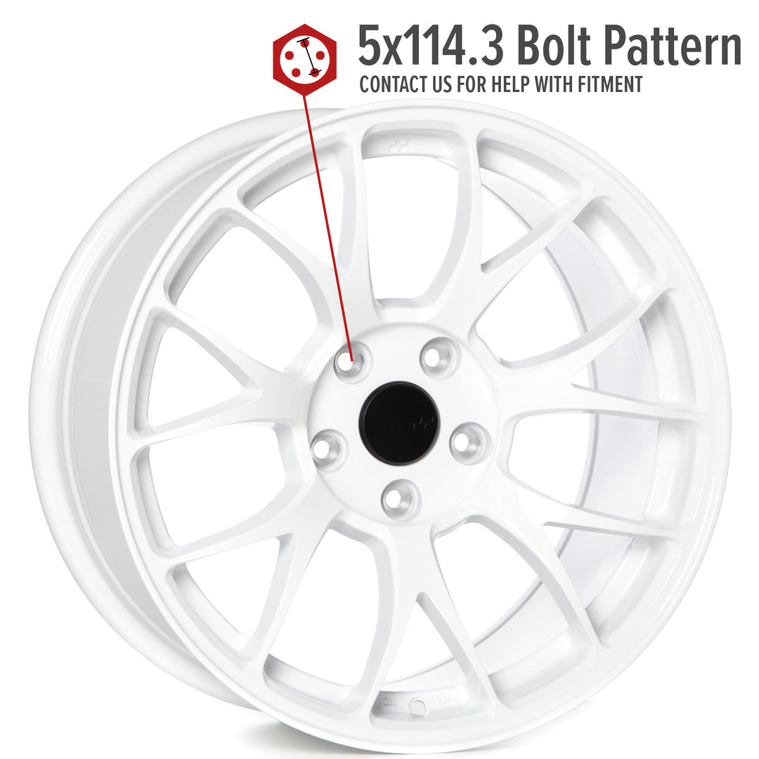 Circuit CSF2 Gloss White