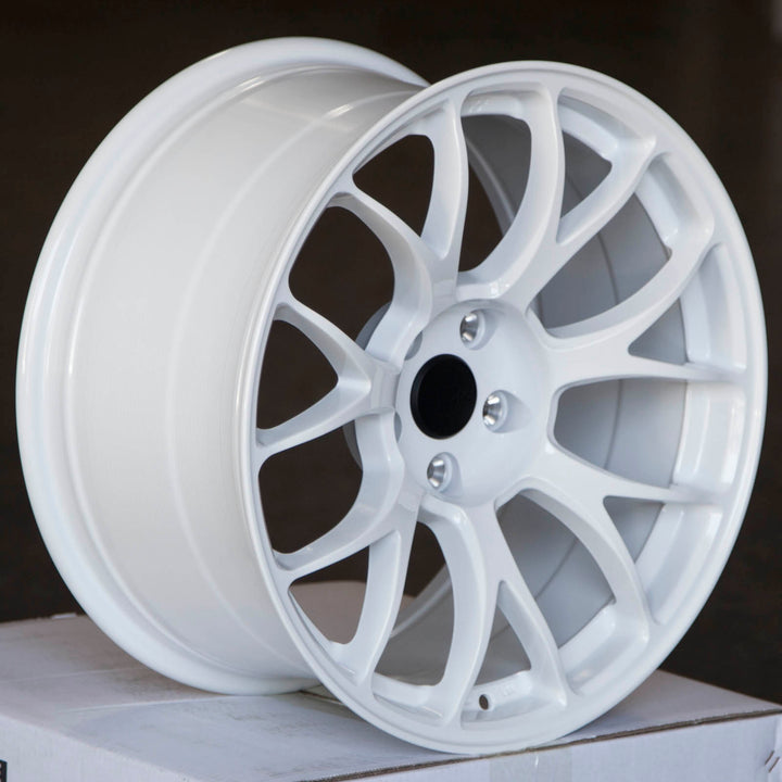 Circuit CSF2 Gloss White
