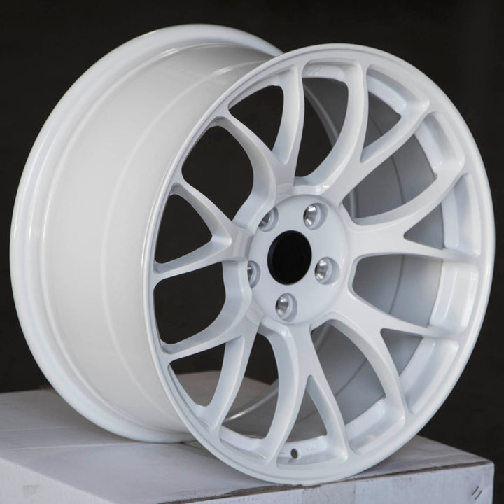 Circuit CSF2 Gloss White