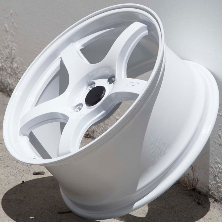 Circuit CSF5 Gloss White