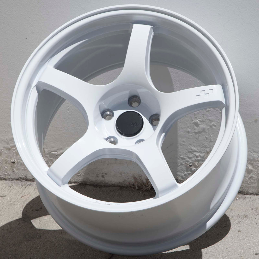 Circuit CSF5 Gloss White