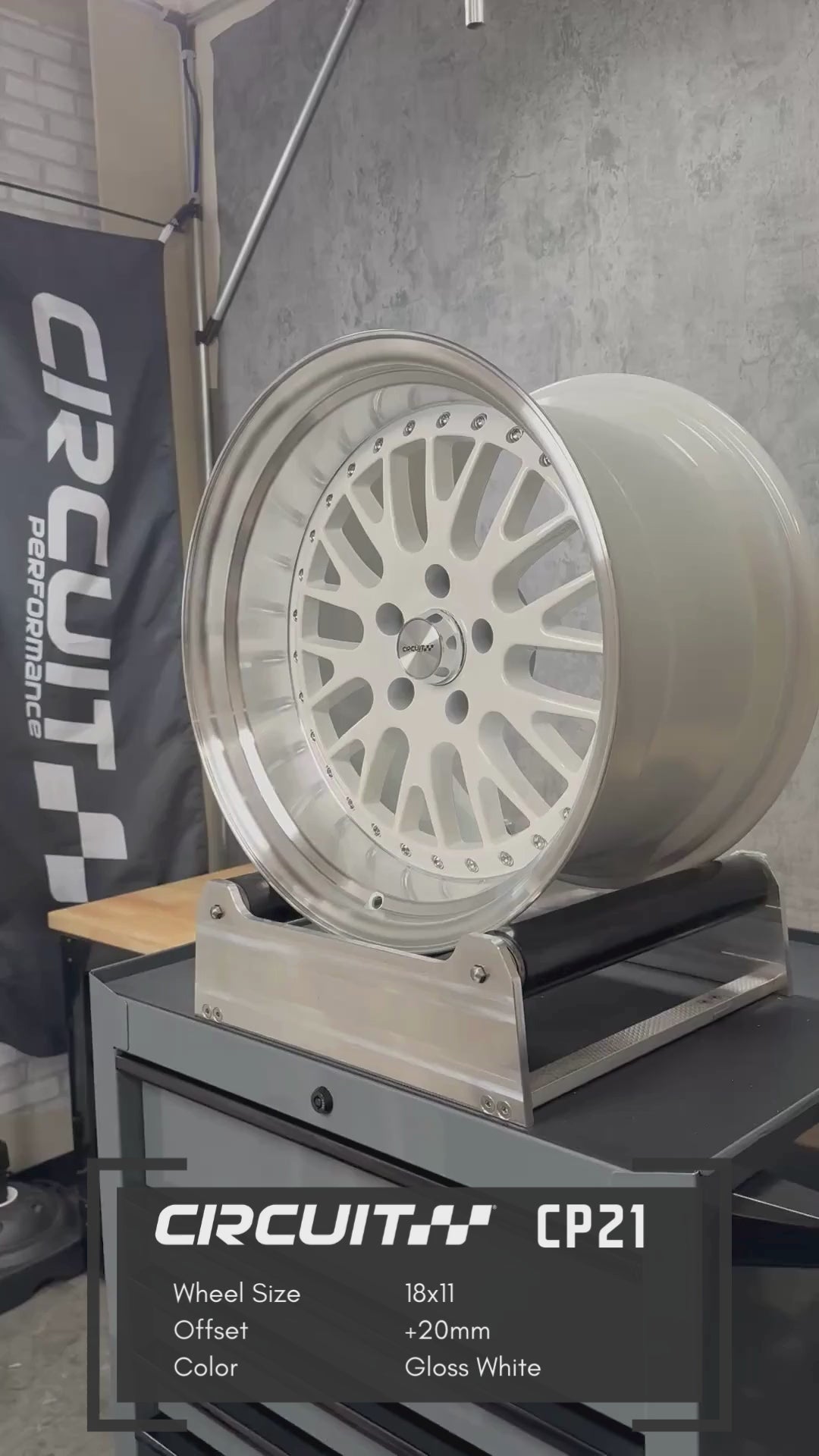 Circuit CP21 Gloss White