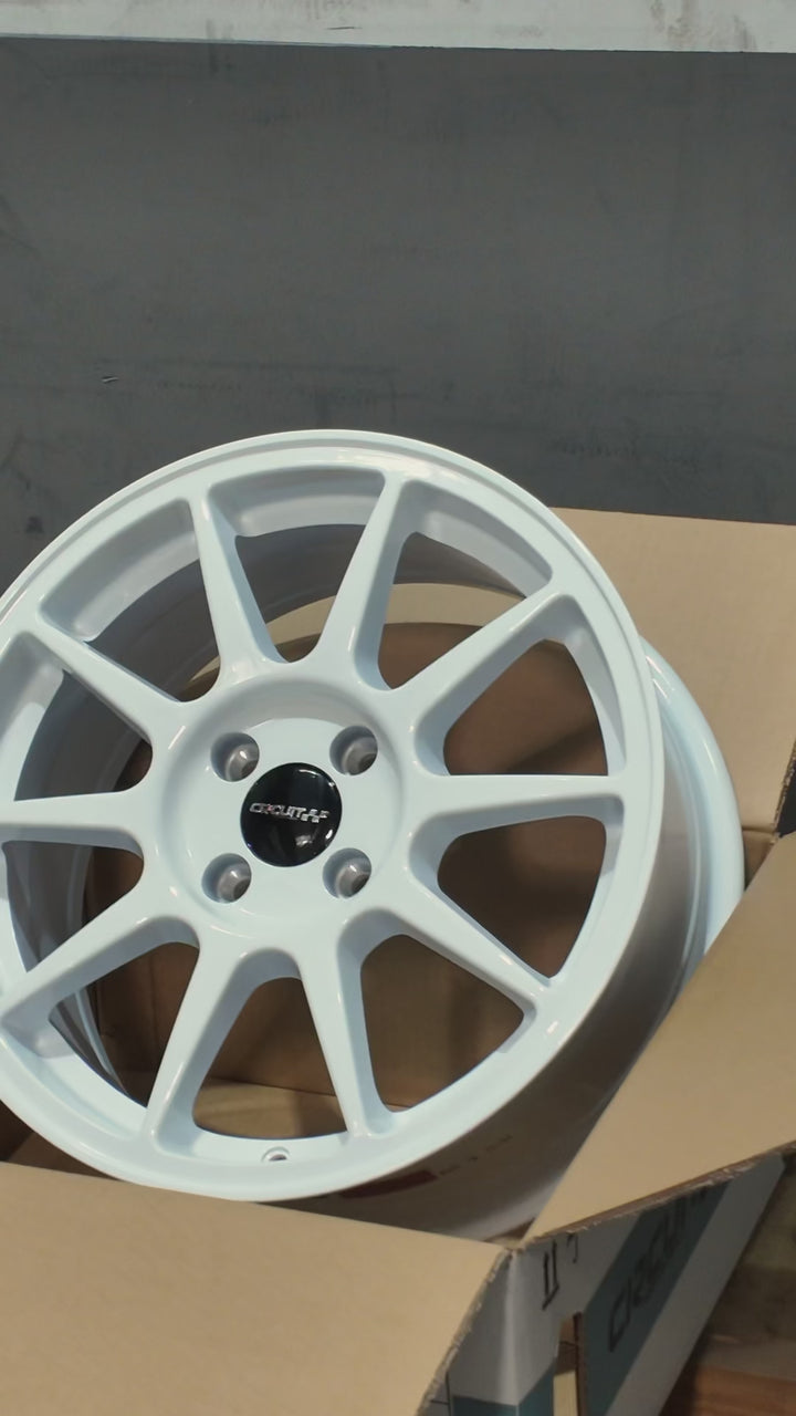 Circuit CP23 Gloss White